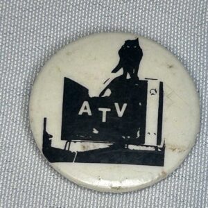 Alternative TV Badge 3cm 'How Much Longer / You Bastard Rare Genuine