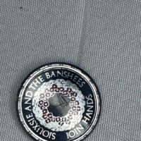 Siouxsie and The Banshees Join Hands Metal Badge - Image 2