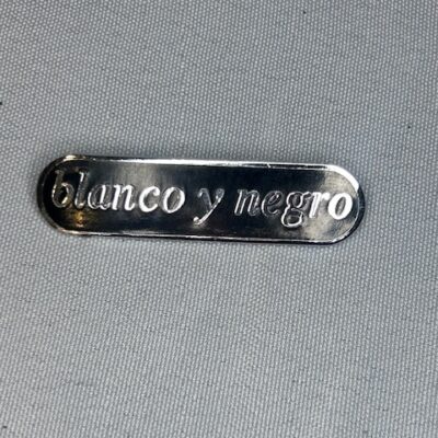 Blanco Y Negro Metal Record Label Badge