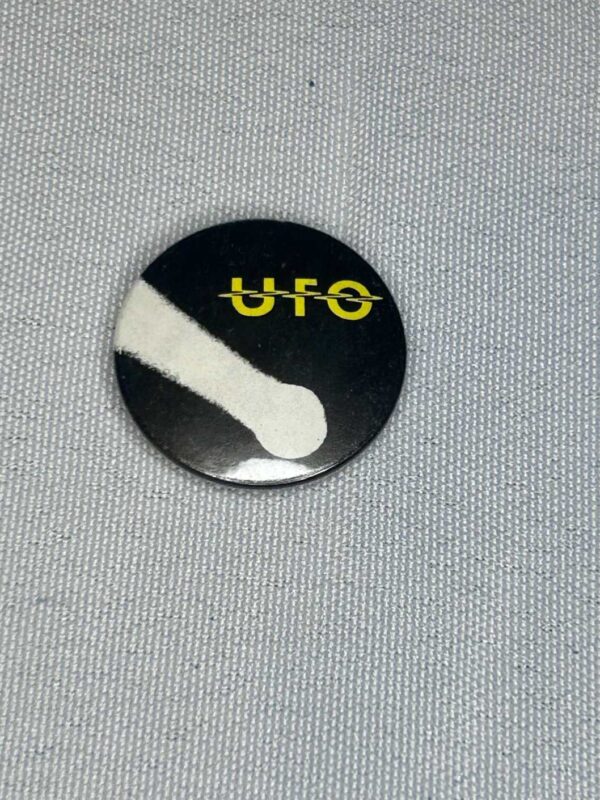UFO Badge 2.5cm
