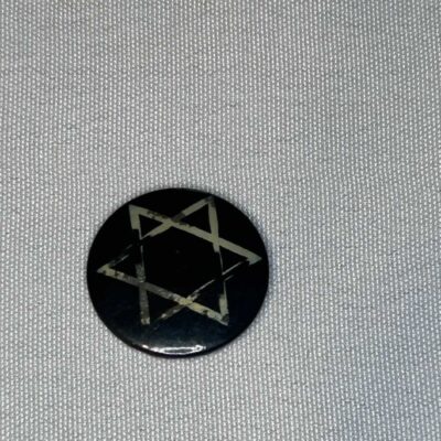 Siouxsie and The Banshees 2.5cm Badge Israel Star of David. Original and Genuine Punk Goth