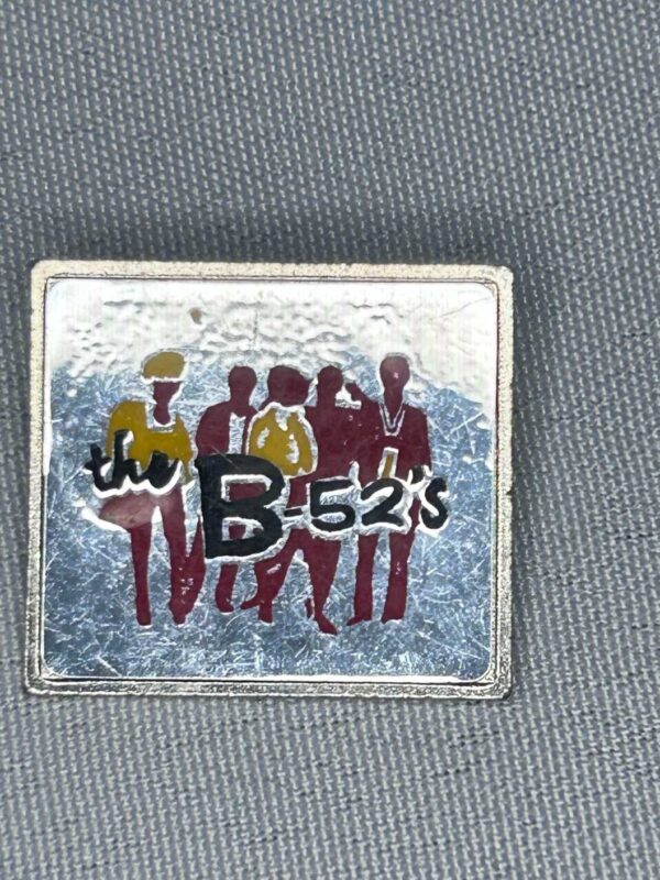 B-52’s Mirror Metal Pin Badge 28mm x 25mm
