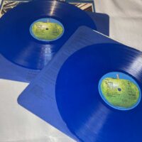 The Beatles 4 album collection. Excellent condition Coloured vinyl rare Peter Blake - Image 6