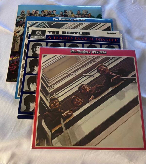 The Beatles 4 album collection. Excellent condition Coloured vinyl rare Peter Blake