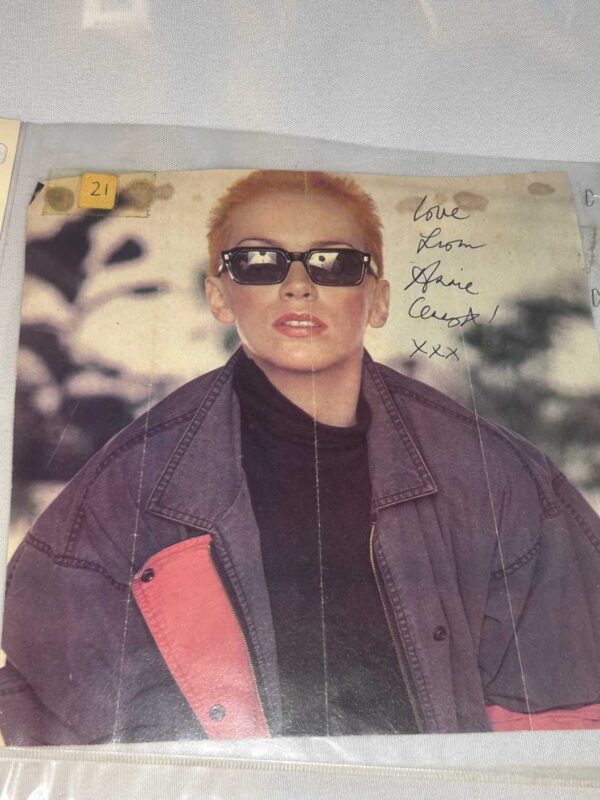 Annie Lennox Signed Autographed Magazine Page Genuine Eurythmics