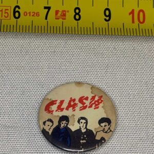 THE CLASH 25MM badge Original Vintage !!